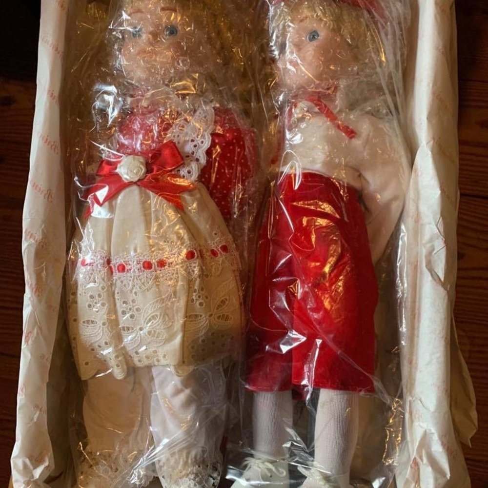 Brinn's Wayne & Val Vintage Dolls